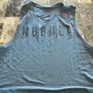 Nobull crop muscle tank size small